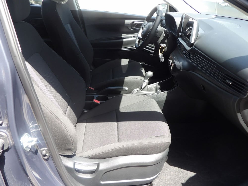 Hyundai i20 nuova a Catania (9)