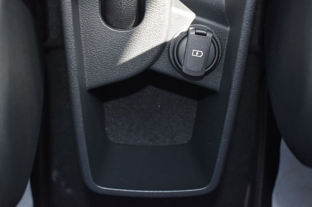 Hyundai i10 nuova a Catania (18)