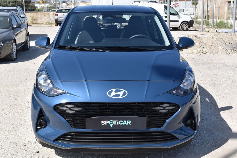 Hyundai i10 nuova a Catania (2)