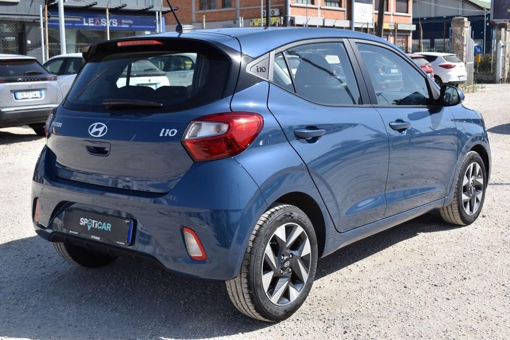 Hyundai i10 nuova a Catania (4)