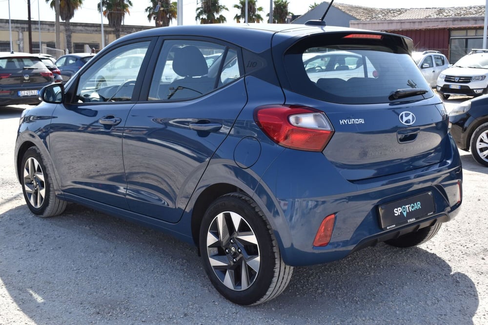 Hyundai i10 nuova a Catania (5)