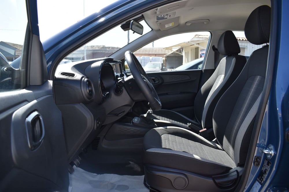 Hyundai i10 nuova a Catania (9)