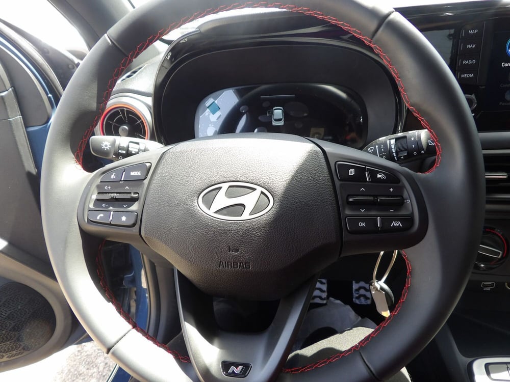 Hyundai i10 nuova a Catania (11)
