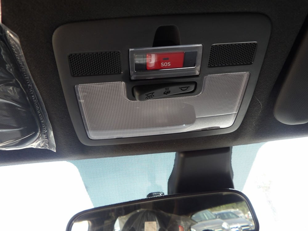 Hyundai i10 nuova a Catania (16)