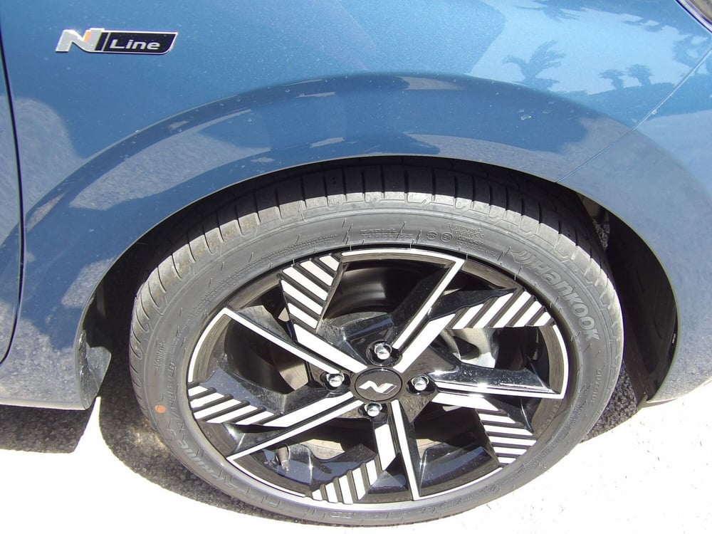 Hyundai i10 nuova a Catania (6)