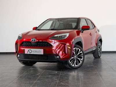 Toyota Yaris Cross 1.5 Hybrid 5p. E-CVT AWD-i Lounge del 2021 usata a San Severo