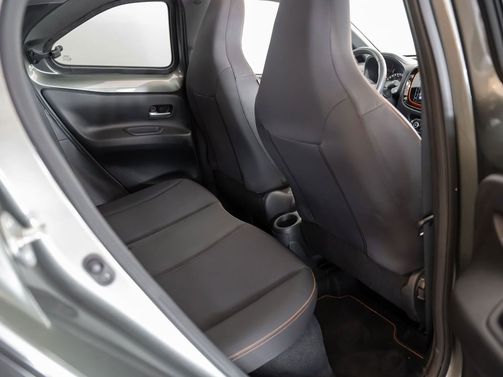Toyota Aygo X usata a Foggia (8)