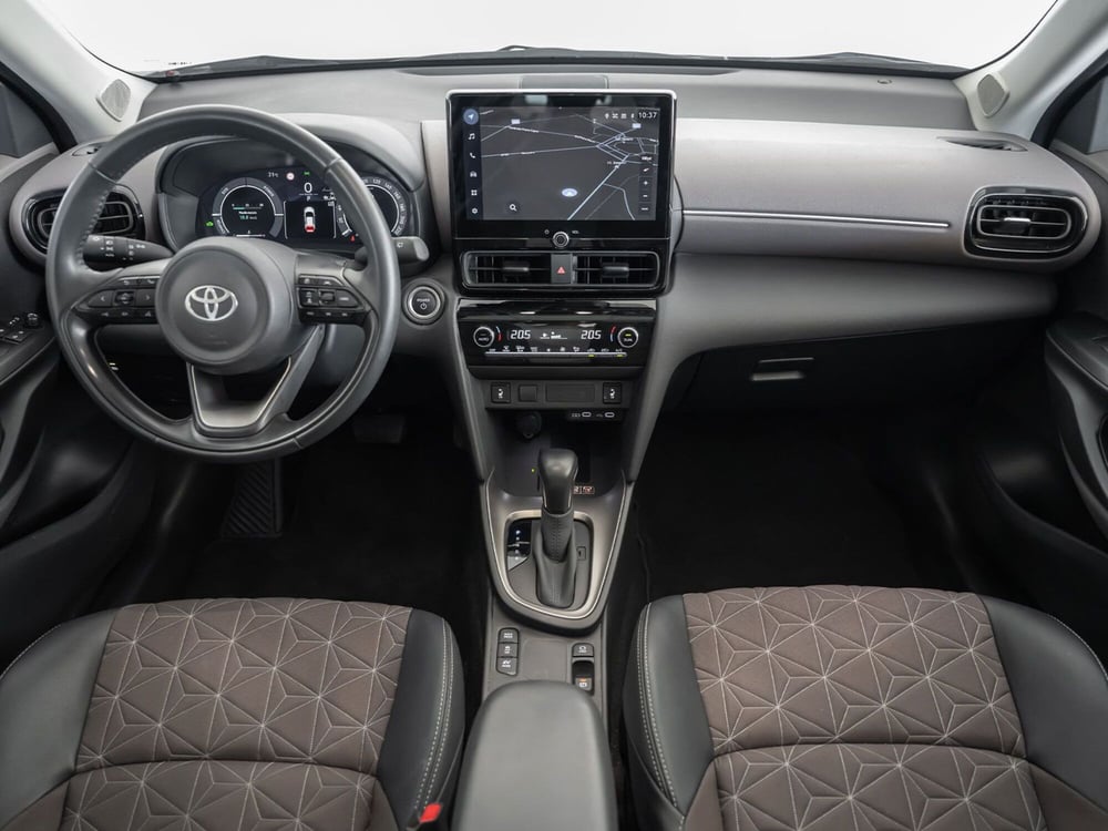 Toyota Yaris Cross usata a Foggia (9)