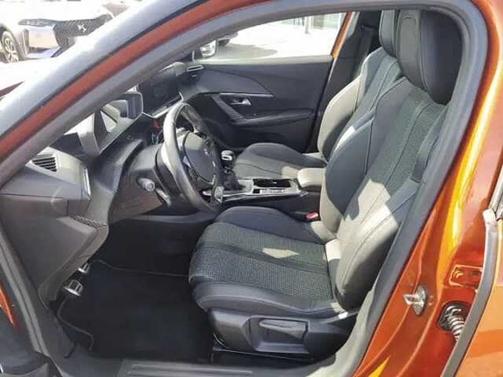 Peugeot 2008 usata a Milano (8)