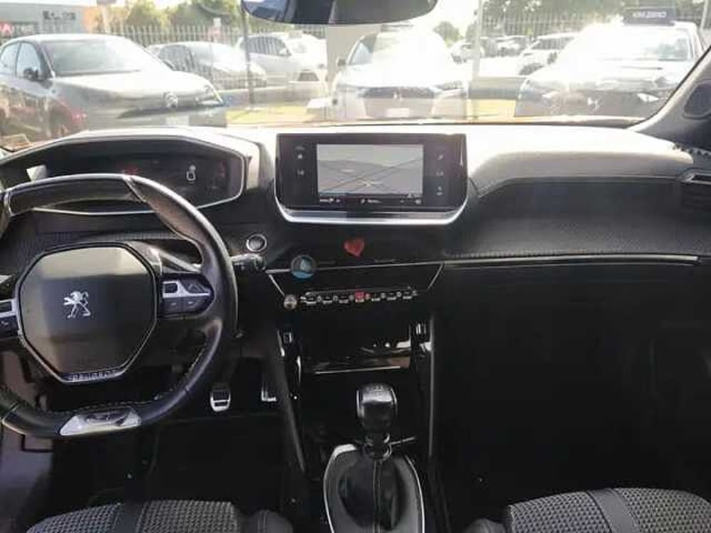Peugeot 2008 usata a Milano (9)