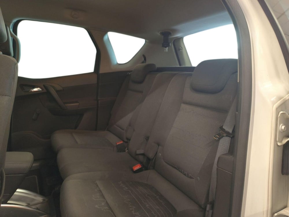 Opel Meriva usata a Udine (9)