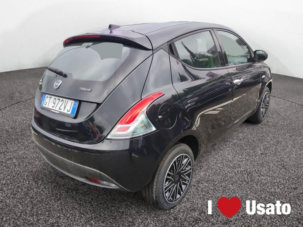 Lancia Ypsilon nuova a Latina (3)