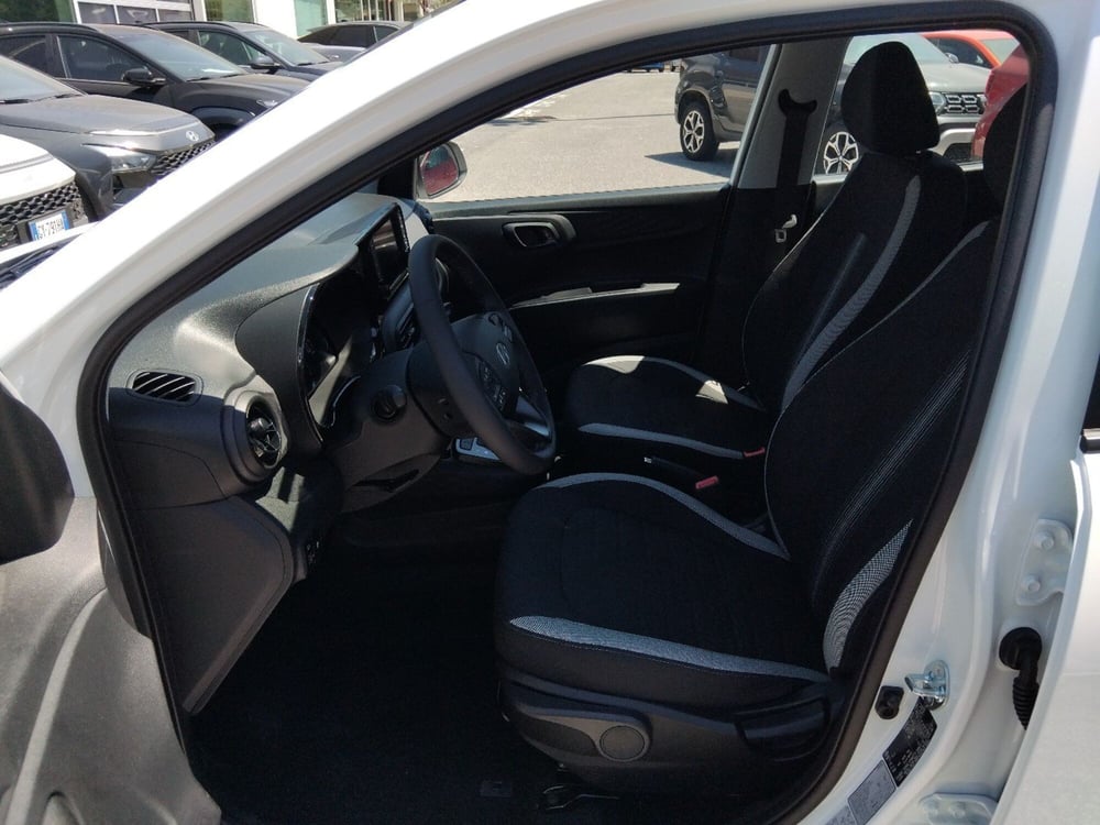 Hyundai i10 nuova a Latina (13)