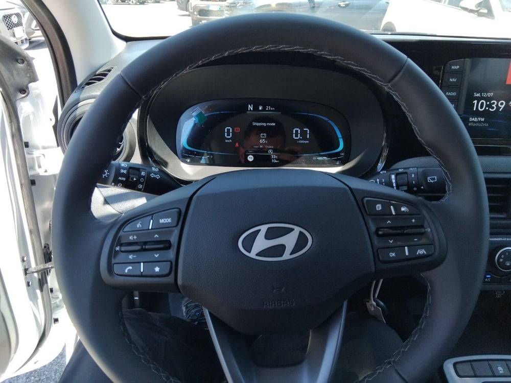 Hyundai i10 nuova a Latina (14)