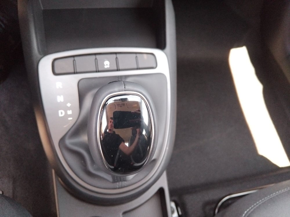 Hyundai i10 nuova a Latina (18)