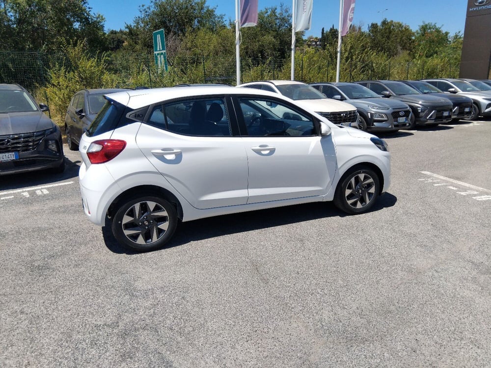 Hyundai i10 nuova a Latina (6)
