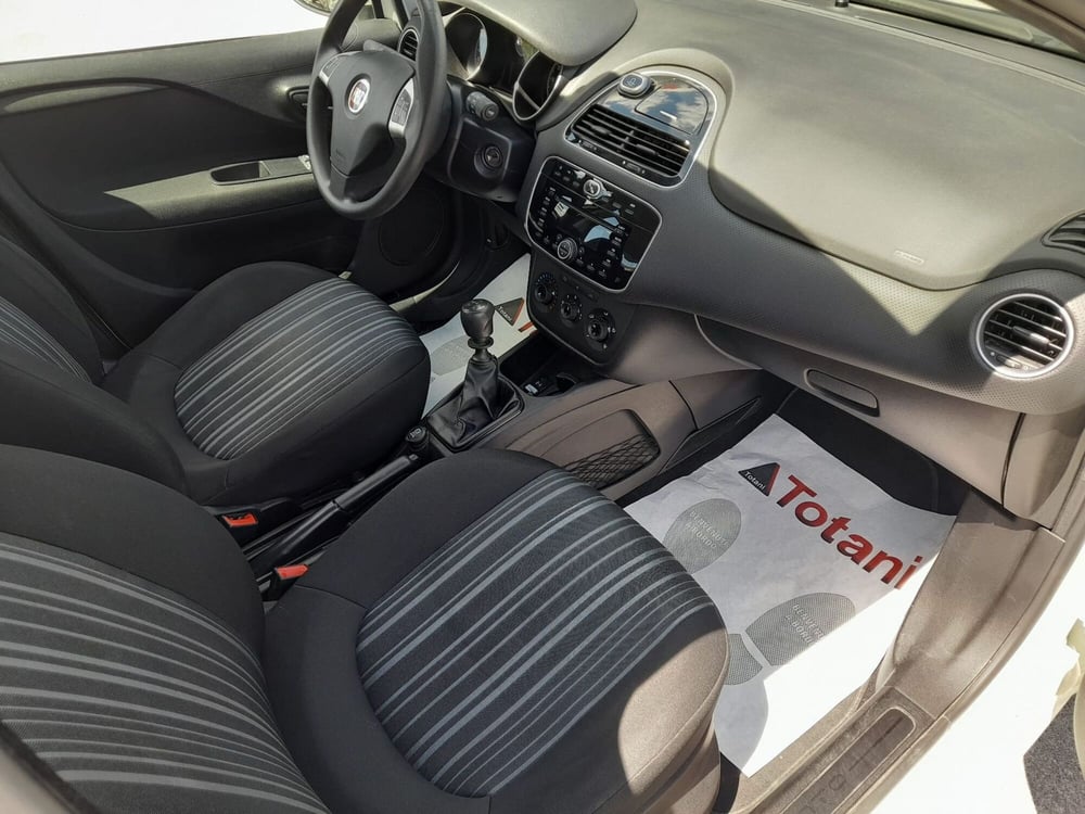 Fiat Punto Evo usata a L'Aquila (8)