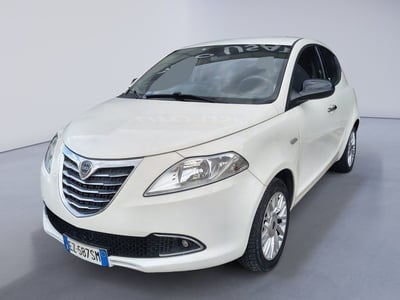 Lancia Ypsilon 1.2 69 CV 5 porte Silver del 2015 usata a Monselice