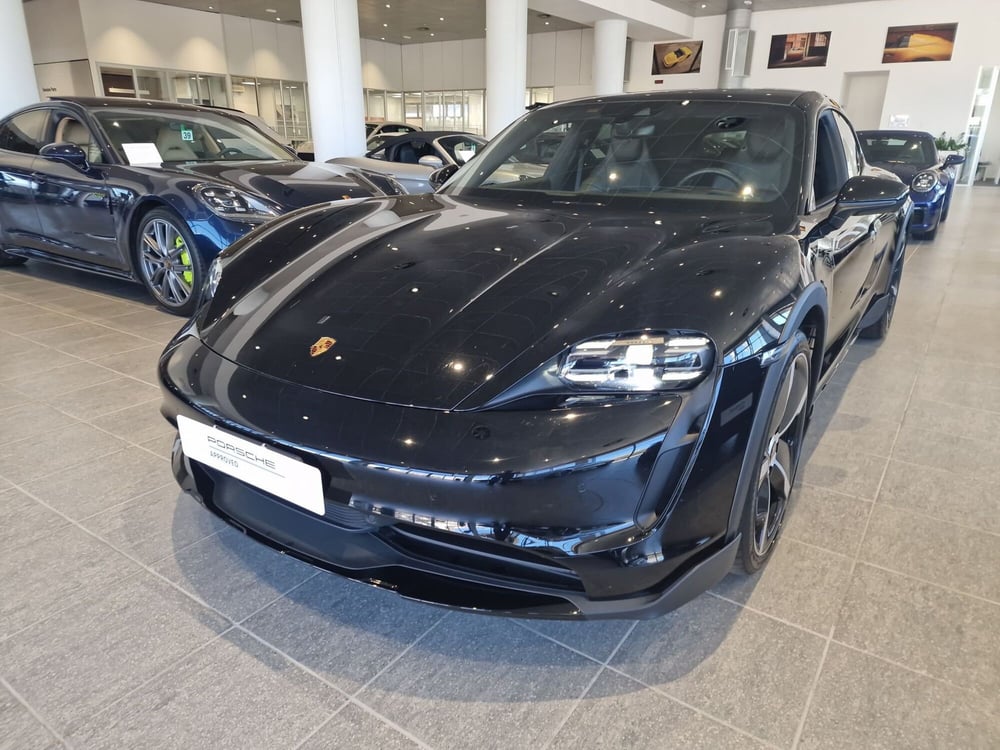Porsche Taycan Cross Turismo usata a Firenze