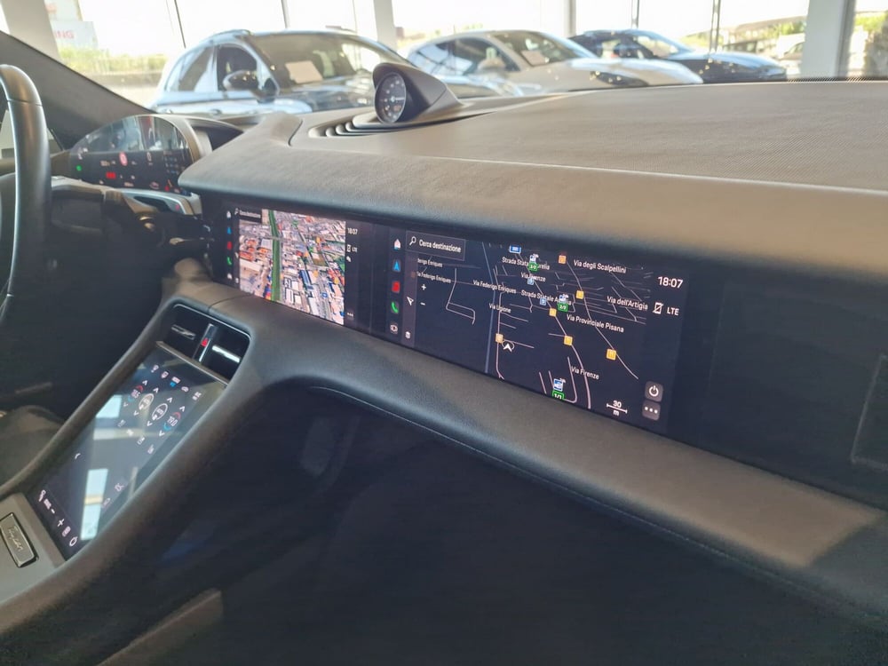 Porsche Taycan Cross Turismo usata a Firenze (18)