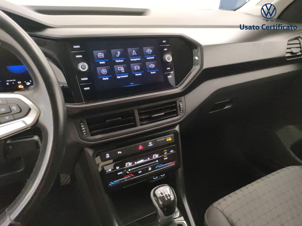 Volkswagen T-Cross usata a Varese (14)