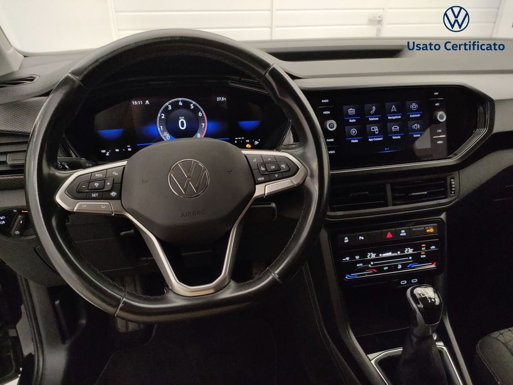 Volkswagen T-Cross usata a Varese (15)