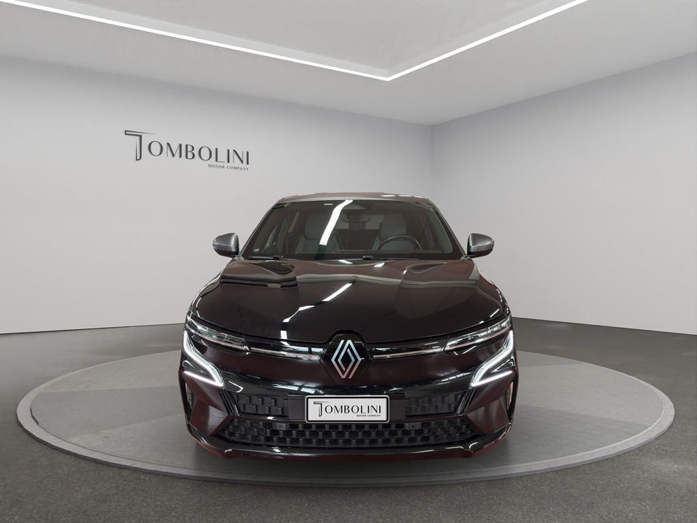 Renault Megane E-Tech Electric usata a Perugia (4)