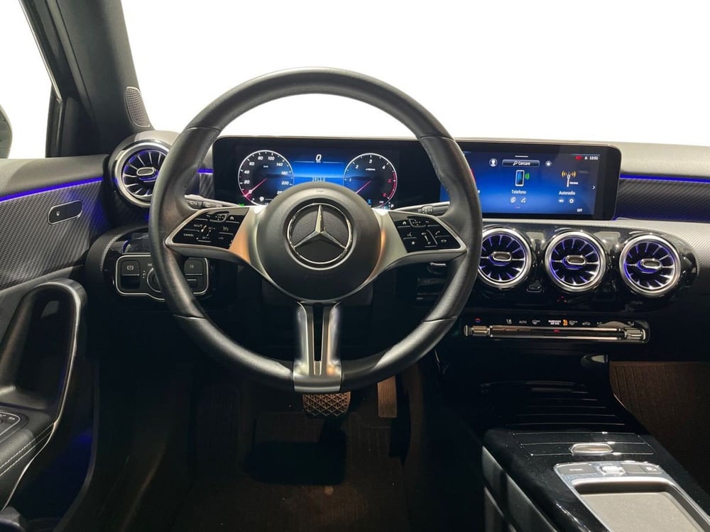Mercedes-Benz Classe A usata a Napoli (13)