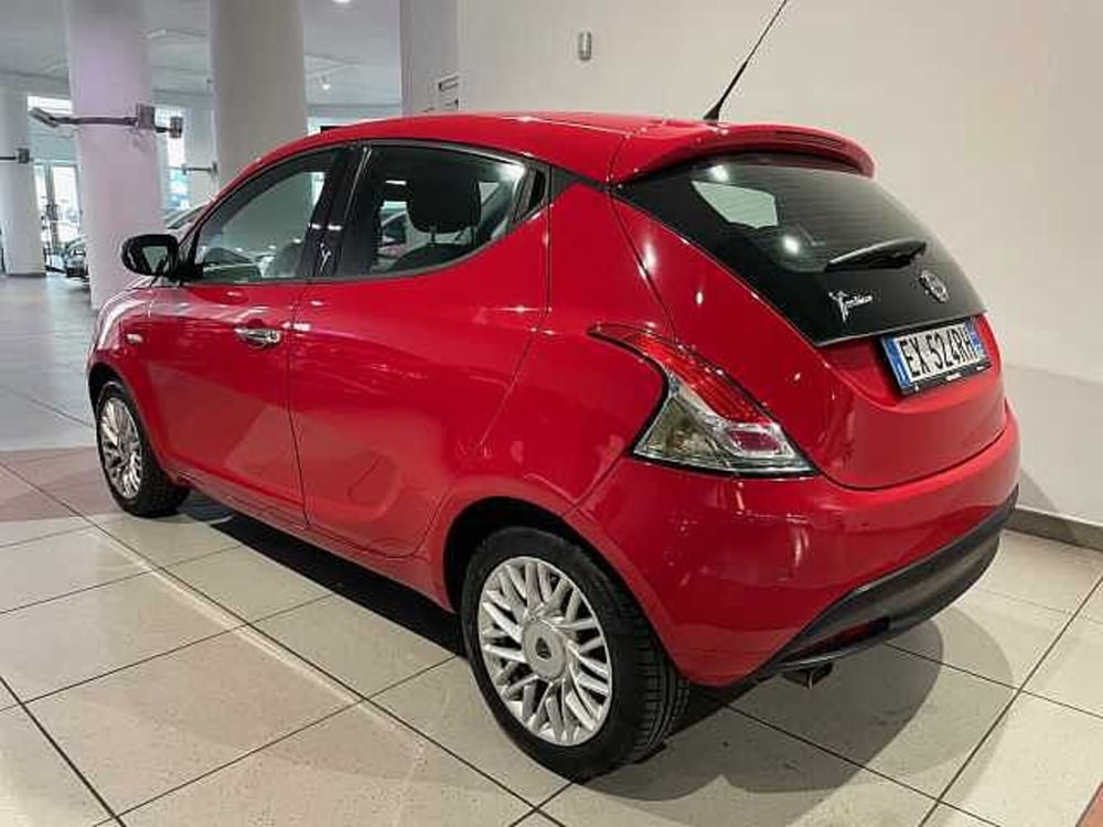 Lancia Ypsilon usata a Genova (3)