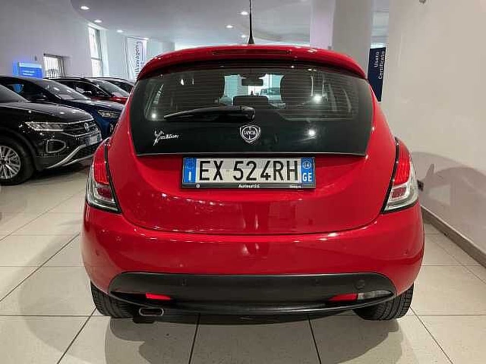 Lancia Ypsilon usata a Genova (4)