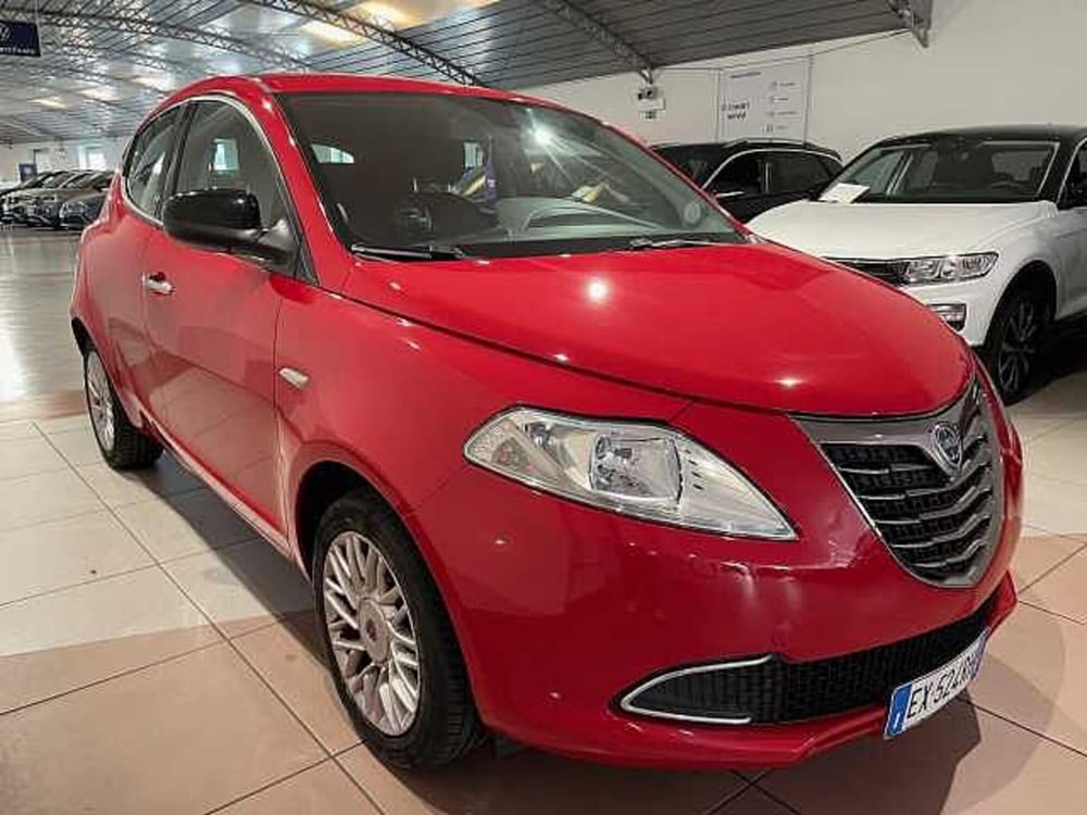 Lancia Ypsilon usata a Genova (6)