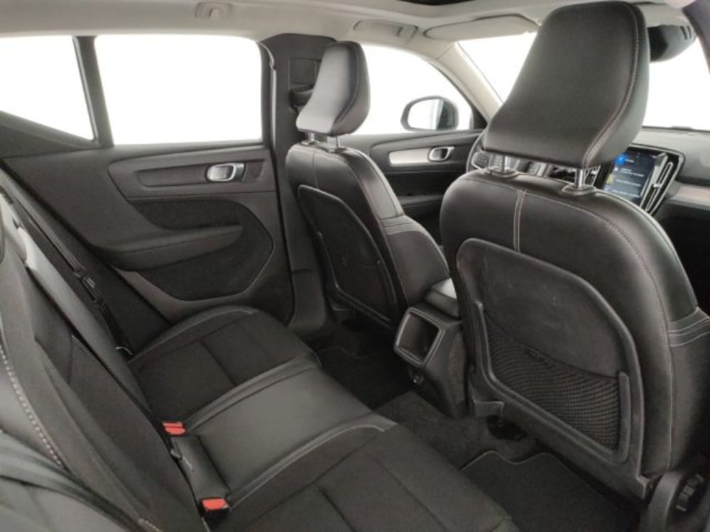 Volvo XC40 usata a Modena (13)