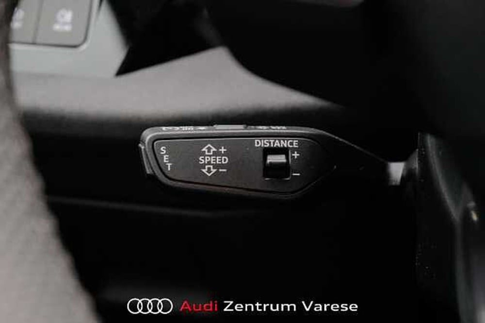 Audi RS 3 Sportback usata a Varese (11)