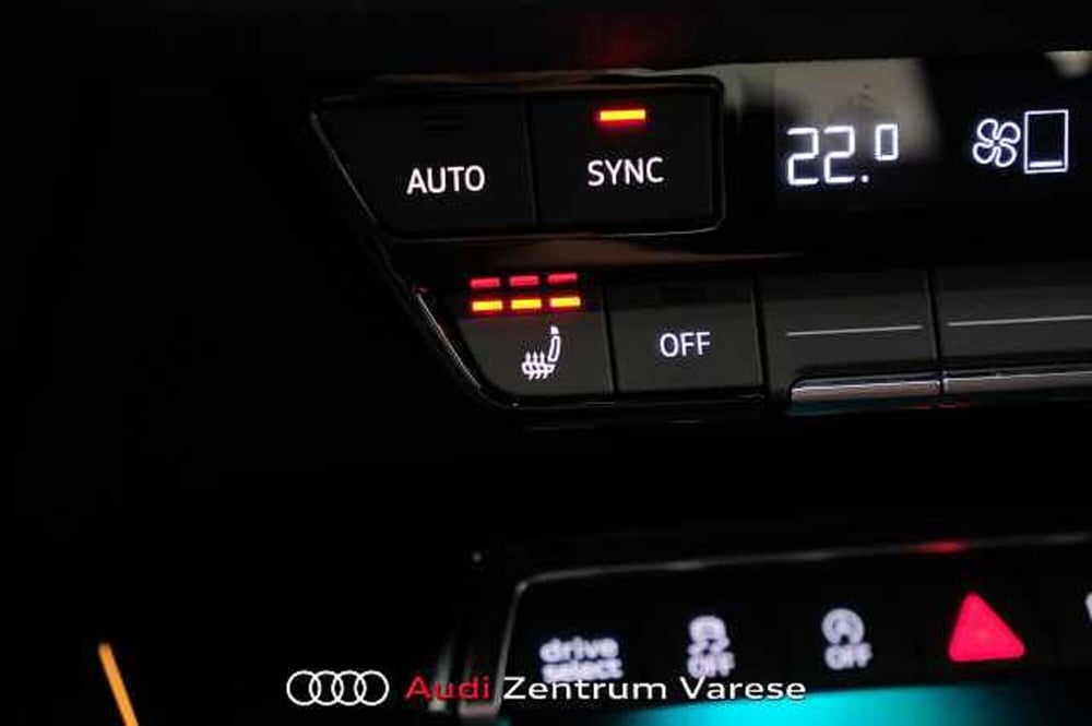 Audi RS 3 Sportback usata a Varese (14)