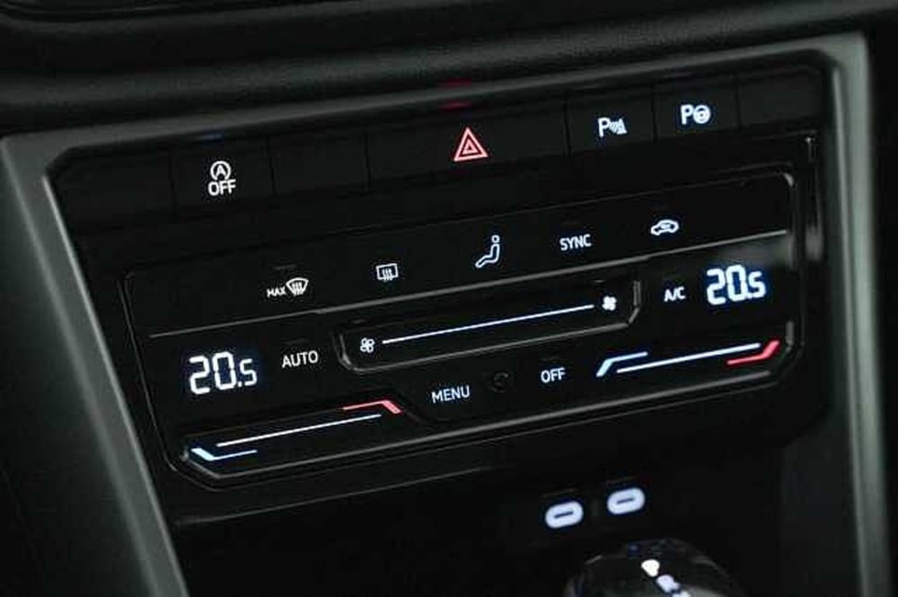 Volkswagen T-Roc usata a Como (18)