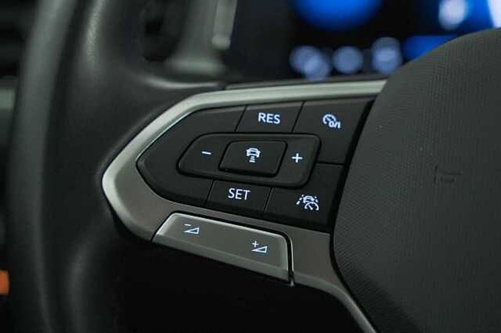 Volkswagen T-Roc usata a Como (19)