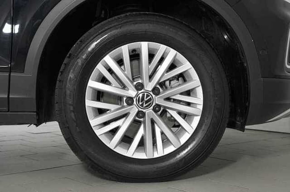 Volkswagen T-Roc usata a Como (9)