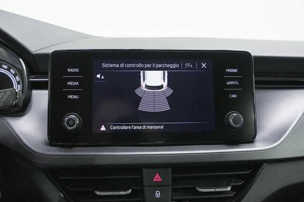Skoda Kamiq usata a Como (16)