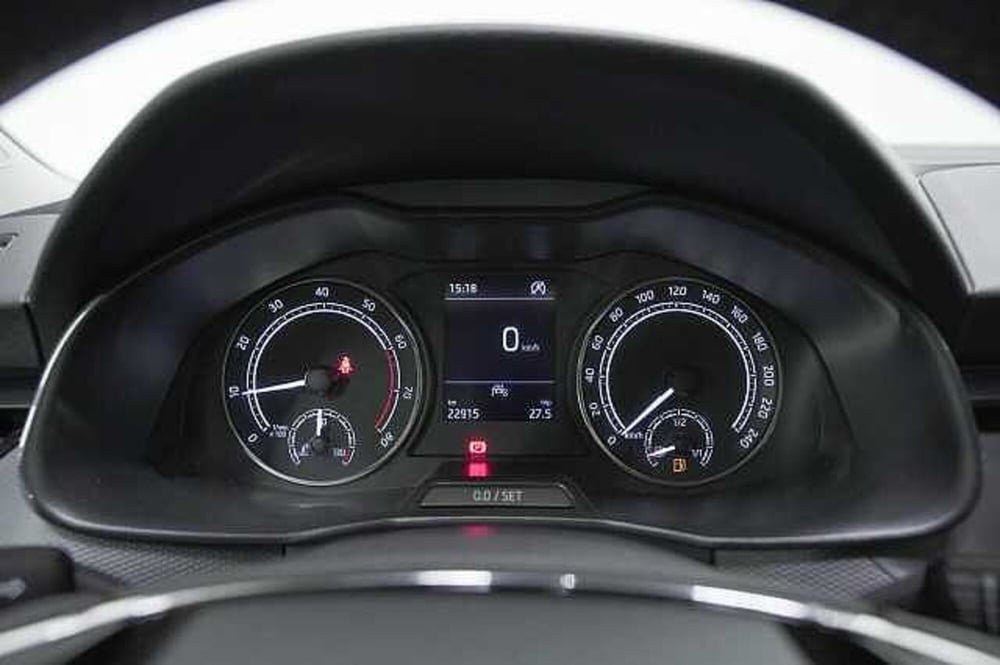 Skoda Kamiq usata a Como (20)