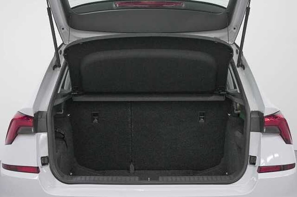 Skoda Kamiq usata a Como (9)