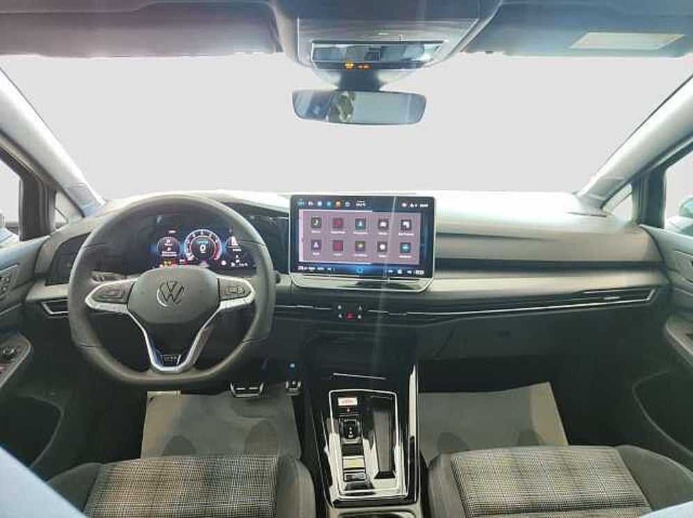 Volkswagen Golf nuova a Como (13)