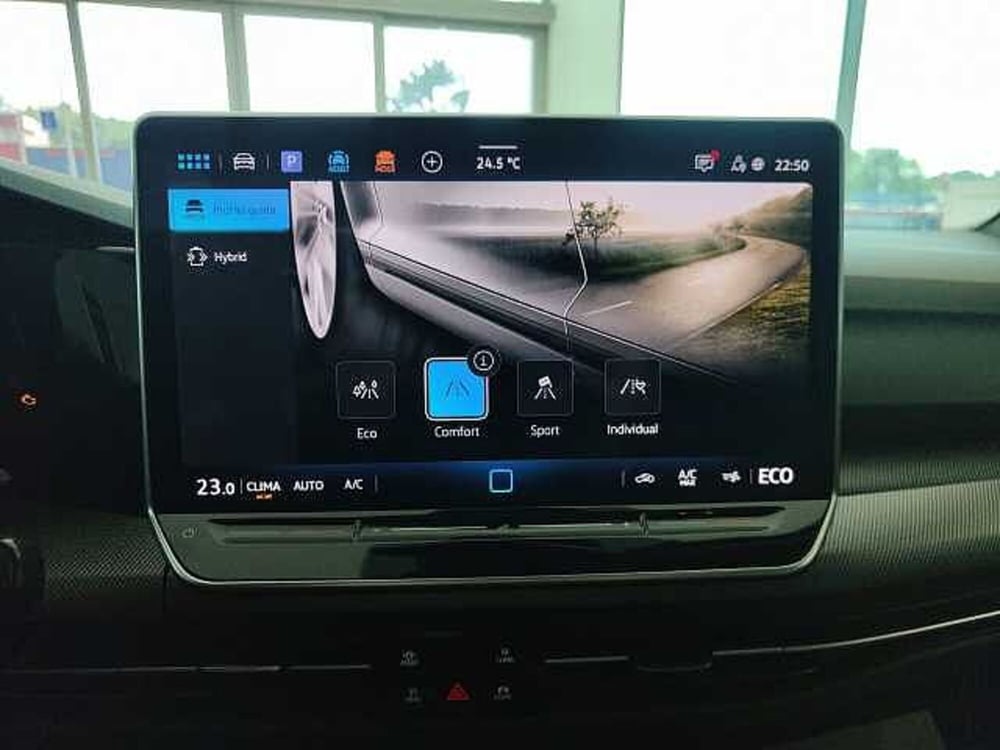 Volkswagen Golf nuova a Como (18)