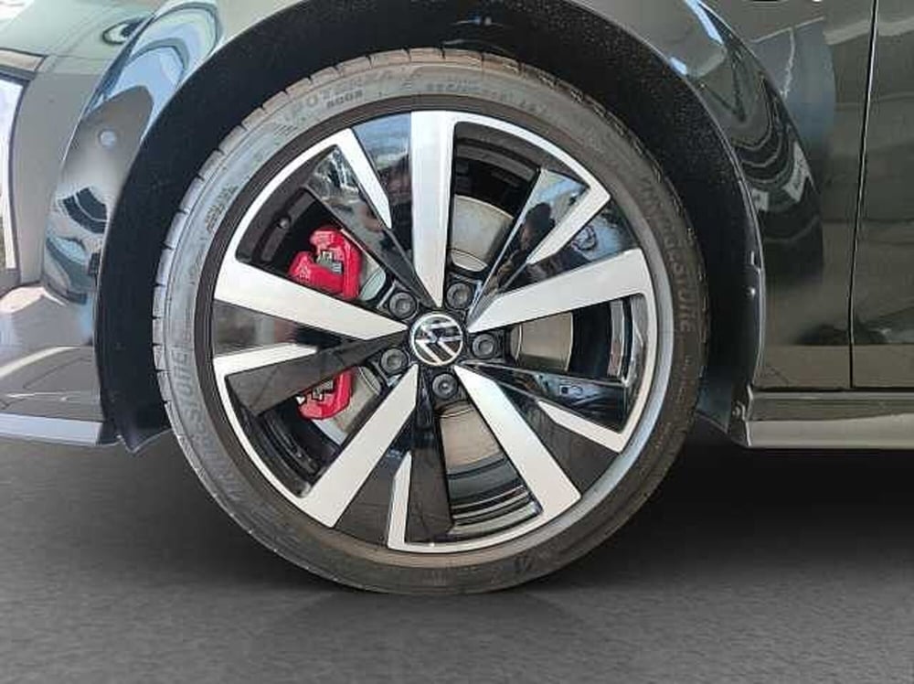 Volkswagen Golf nuova a Como (6)