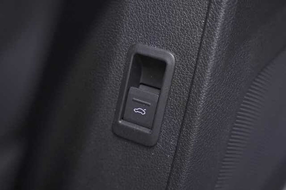 Audi Q3 usata a Como (18)
