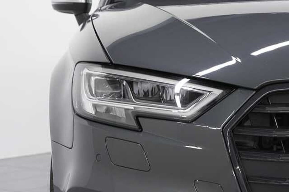 Audi S3 Sportback usata a Como (13)
