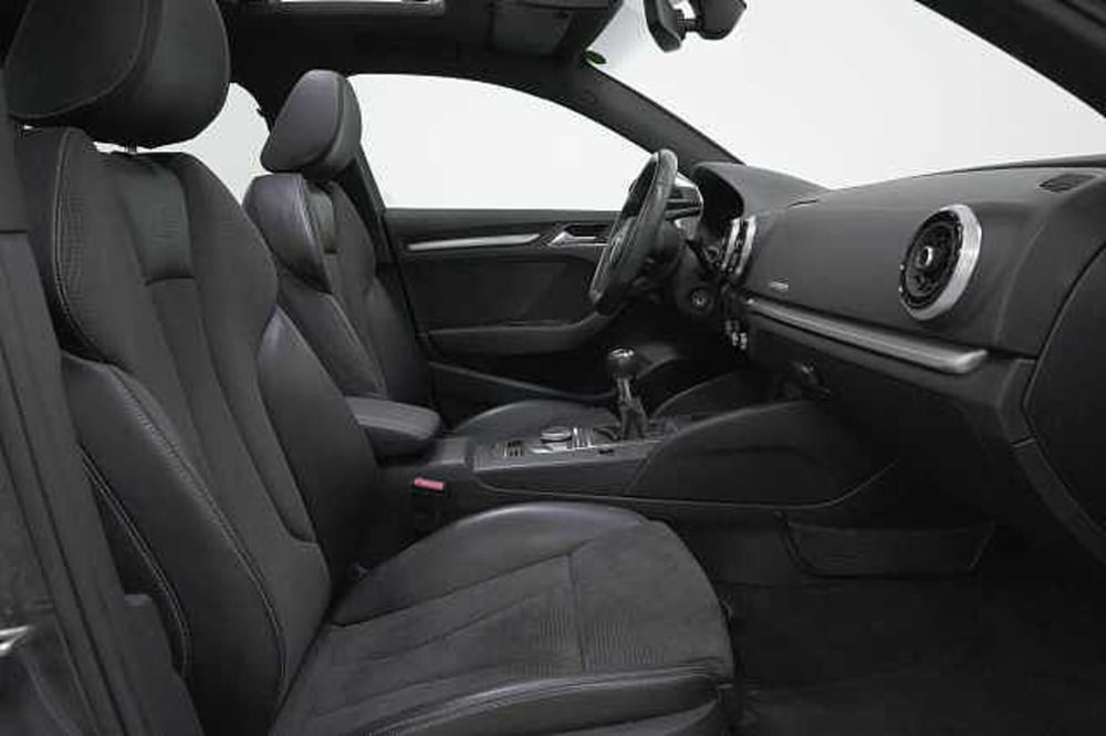 Audi S3 Sportback usata a Como (8)