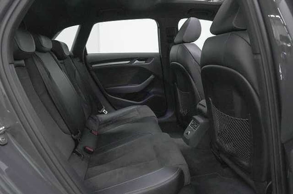 Audi S3 Sportback usata a Como (9)
