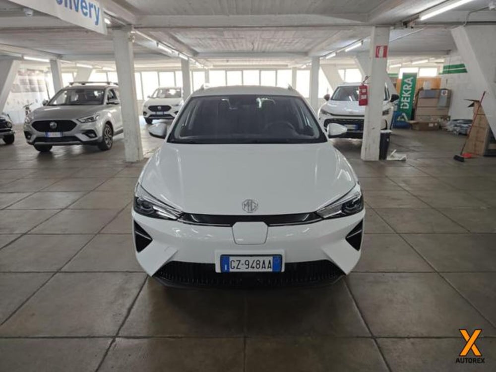 Mg MG5 nuova a Varese (2)