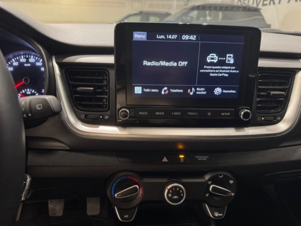 Kia Stonic usata a Biella (12)