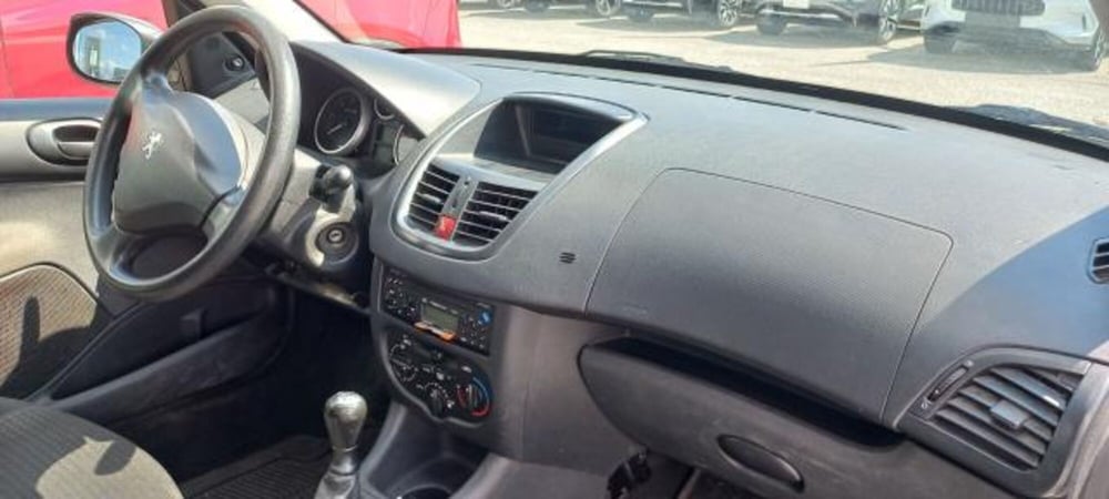 Peugeot 206 usata a Udine (4)